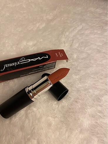 MAC Taupe 616 Mat Ruj