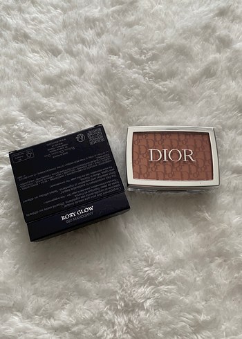 Dior Rosy Glow Koyu Bej Allık - Görsel 2