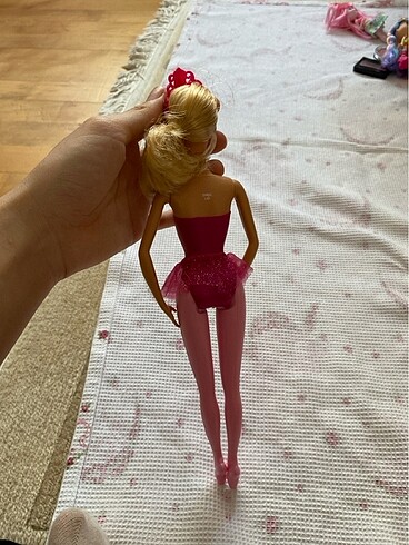  Bale Barbie