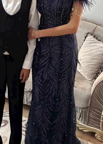 Koyu Lacivert Tüylü Straplez Uzun Elbise - Görsel 3