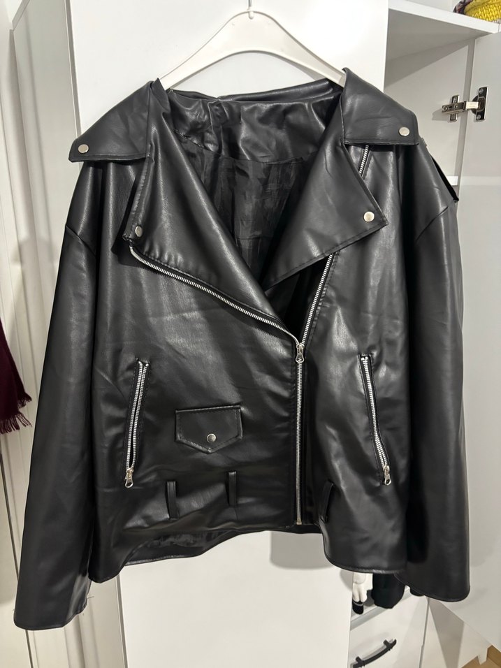 Siyah Deri Ceket - Görsel 2