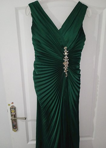 Yeşil Drapeli Uzun Abiye - Görsel 8