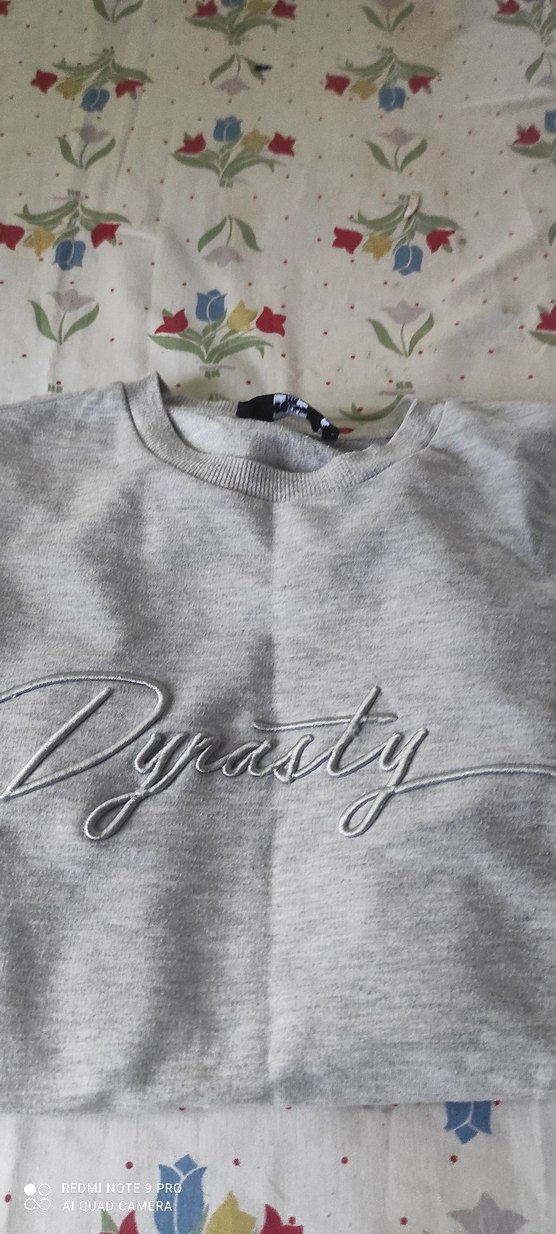 gri swet giyim - Görsel 4