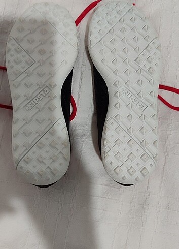 Halı saha ayakkabısı - Görsel 2