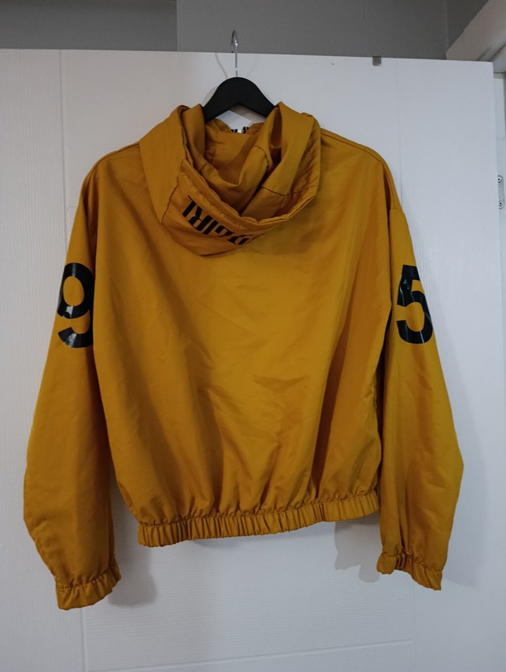 Sarı Kapüşonlu Fermuarlı Kadın Ceket - Görsel 2