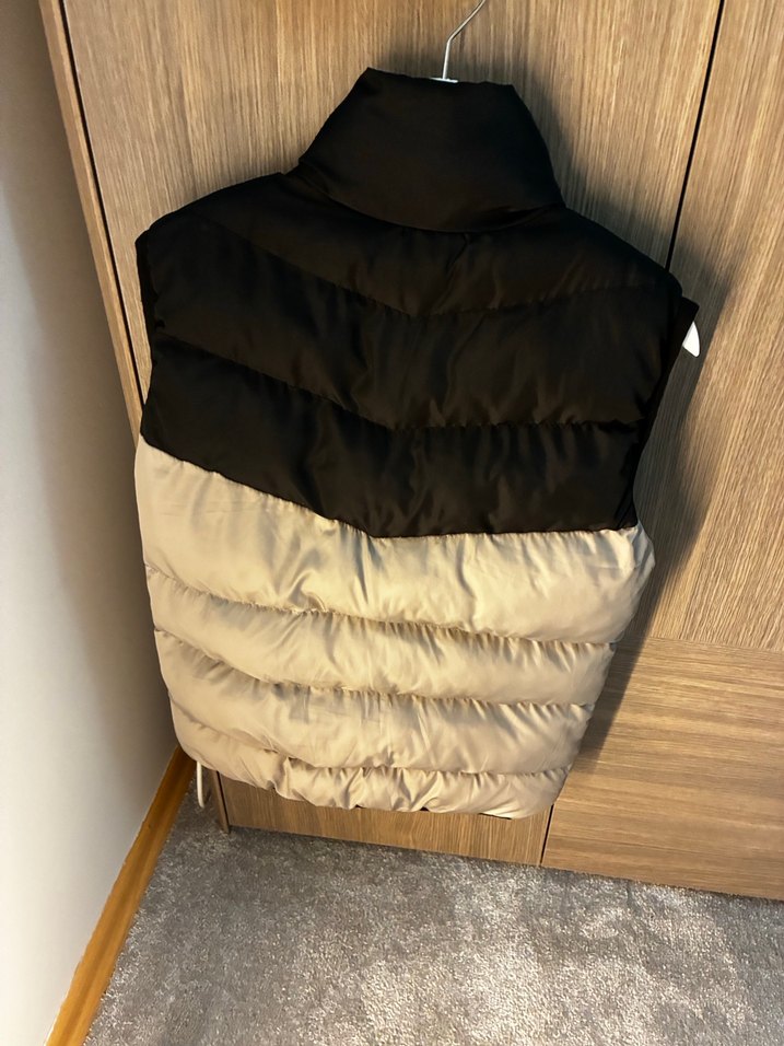 Nike Gri Siyah Kısa Yelek - Görsel 2