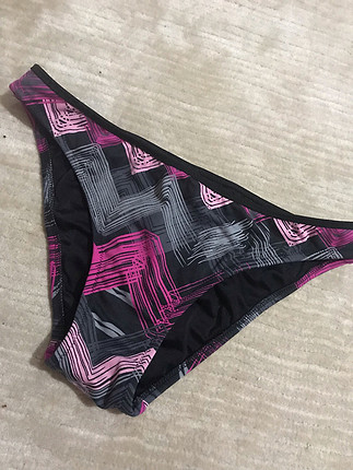 Kom bikini altı 
