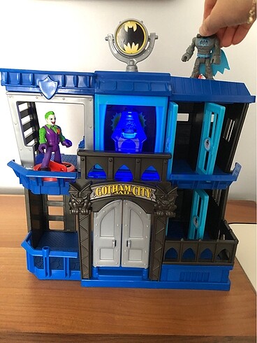  Batman hapishanesi