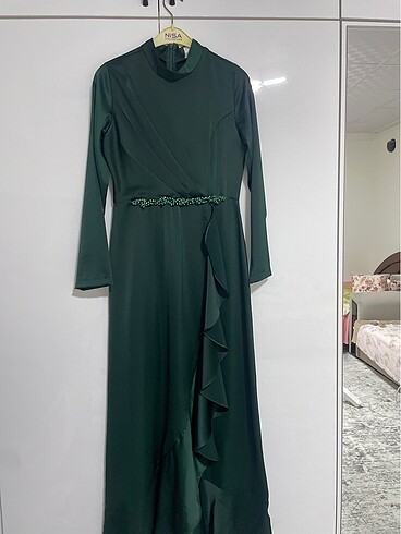 38 Beden yeşil Renk Saten elbise