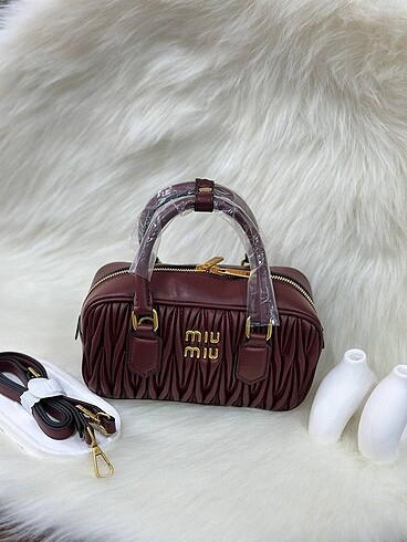  Beden MIU MIU