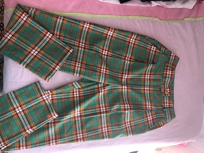 Ekoseli kumaş pantolon
