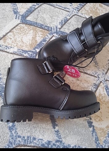 LC Waikiki Kız çocuk bot