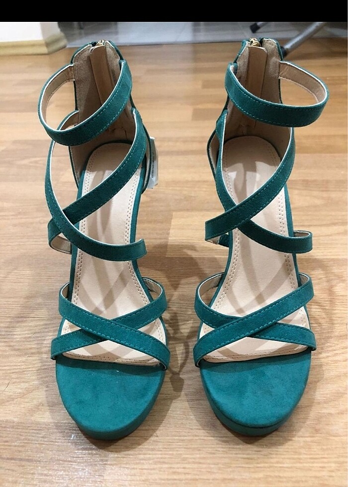 Topuklu ayakkabı sıfır - Görsel 2