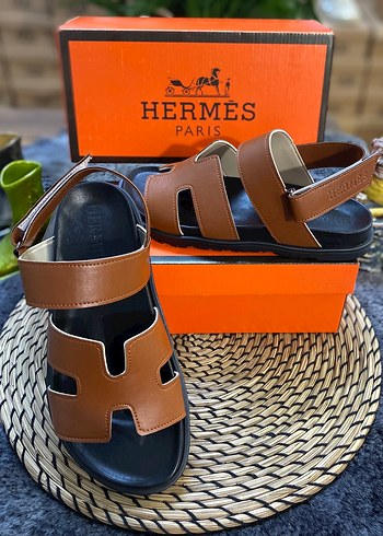 Hermes Kahverengi Kauçuk Terlik