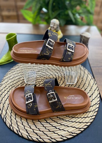 Louis Vuitton Louis Vuitton Kahverengi Hafif Yüksek Terlik