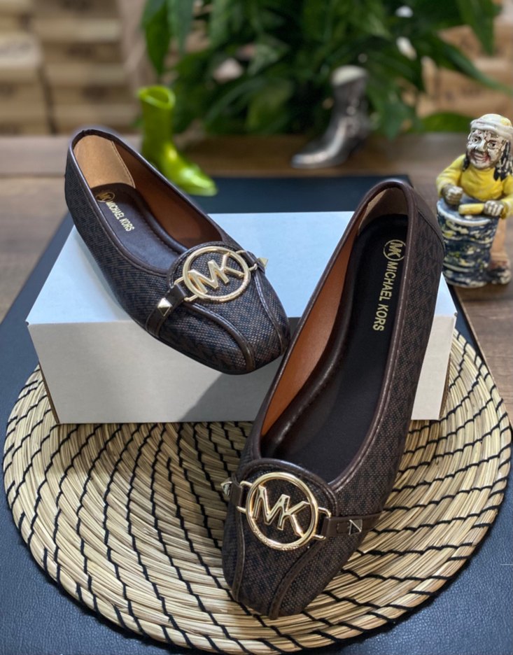 M.Kors Kahverengi Tokalı Klasik Kadın Babet - Görsel 3