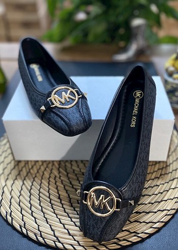 M.Kors Klasik Siyah,Tokalı Desenli Kadın Babet - Görsel 3