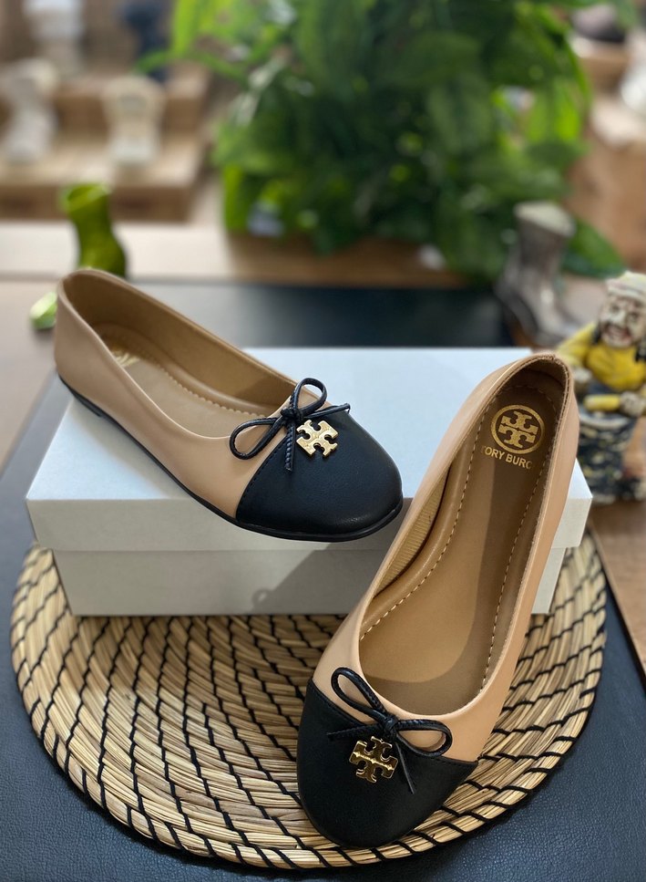 Tory Burch Bej Siyah Kadın Tokalı Babet, - Görsel 3