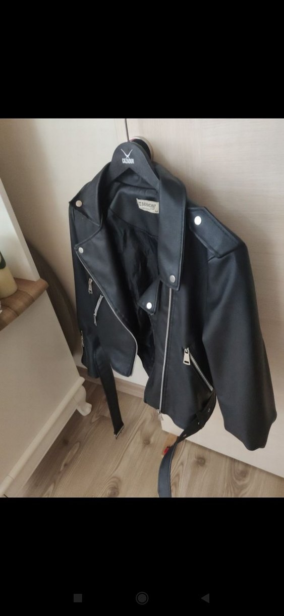 Siyah Kısa  Deri Ceket iç astar bir kısım yırtılmış - Görsel 2