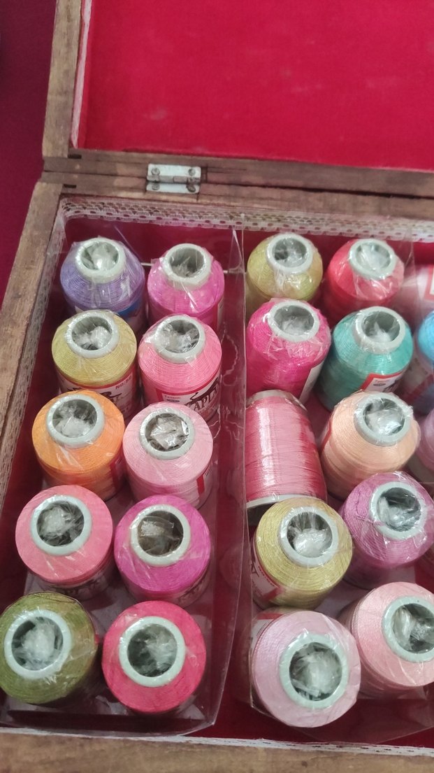 Renkli oya dantel ipliği 10 tane fiyatıdır - Görsel 4