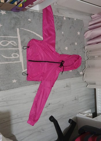 kadın Kapüşonlu Pembe Yağmurluk