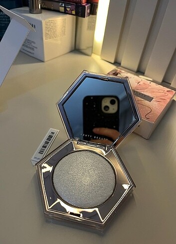 Beden Fenty Beauty