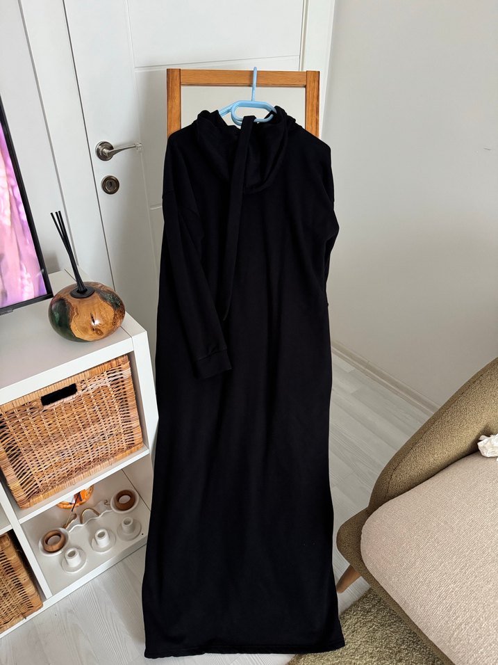 Kadın Siyah Uzun Kollu Rahat Kesim Uzun sweat Elbise - Görsel 2