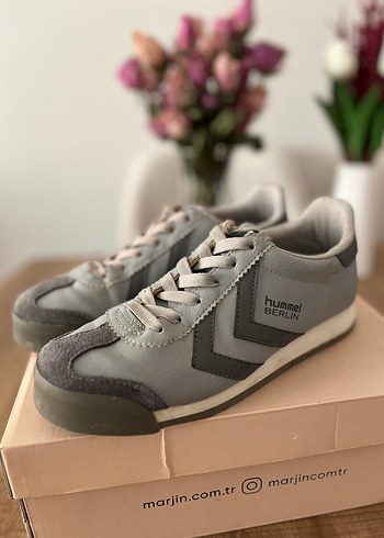 Hummel Hummel Gri Kadın Spor Ayakkabı