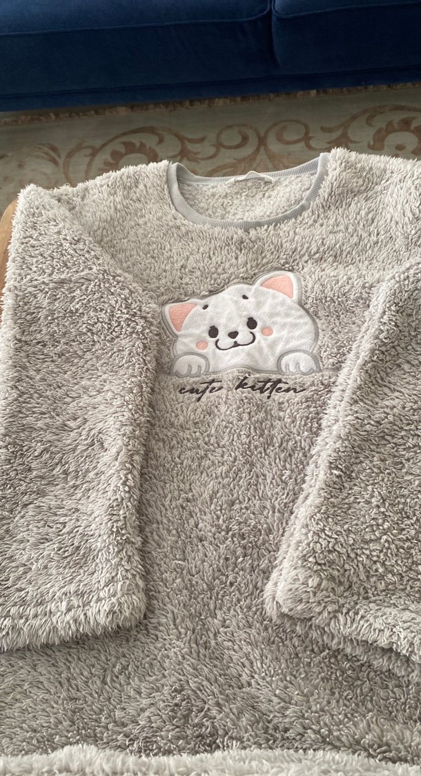 Gri Nakışlı Peluş gece Kıyafeti - Görsel 3