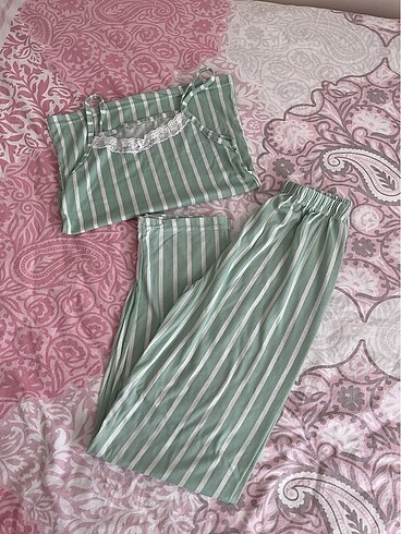Pijama takimi