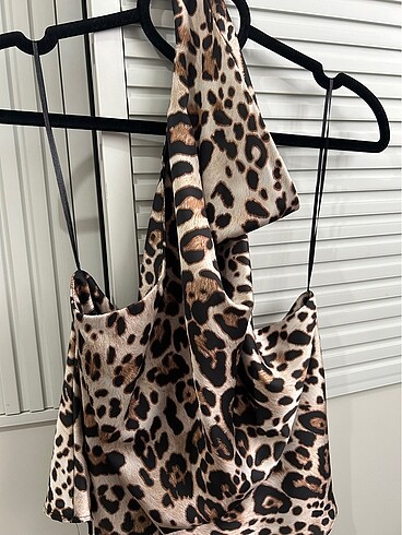 Zara Degaje yaka leoparlı zara üst??????