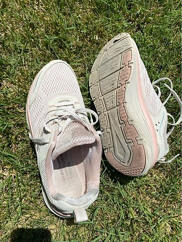 38,5 Beden ten rengi Renk Kadın Spor Ayakkabı ( Skechers)