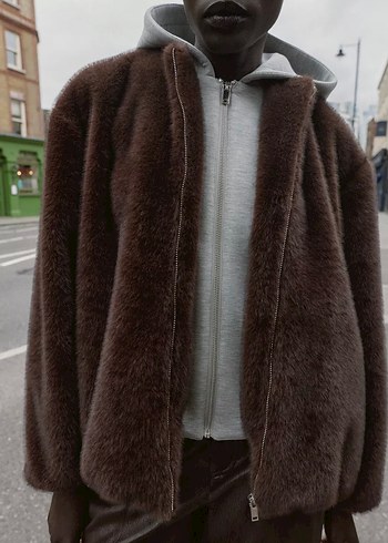 Zara Kapüşonlu Suni Kürk Ceket - Görsel 3