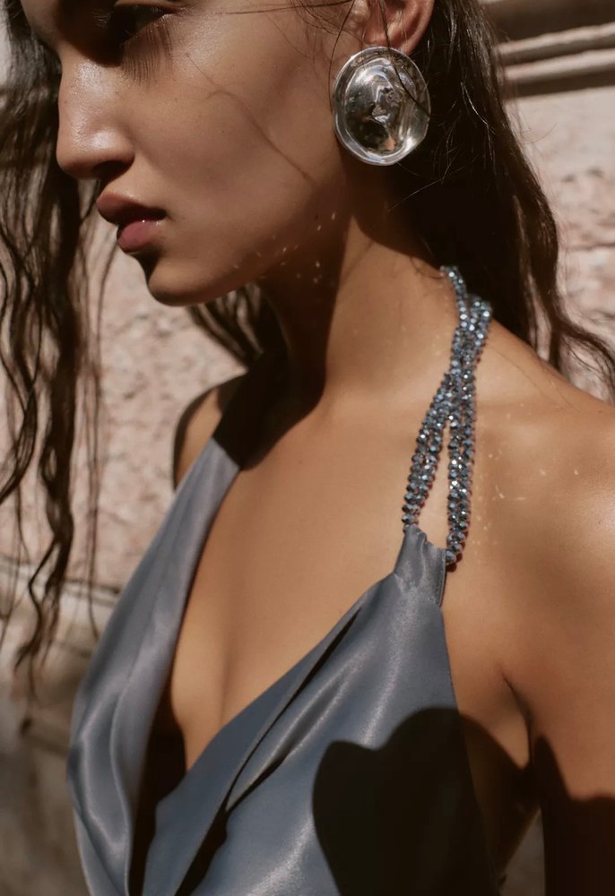 Zara Gri Saten Drapeli Uzun Elbise - Görsel 2