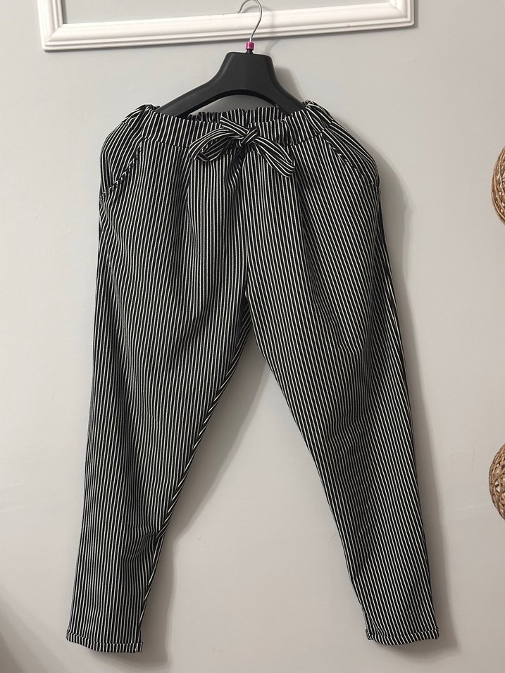 Şık ve Rahat Çizgili Casual Pantolon - Görsel 3