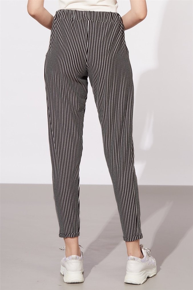 Şık ve Rahat Çizgili Casual Pantolon - Görsel 2
