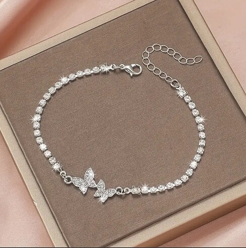 swarovski Kelebek Taşlı bilezik