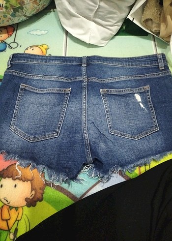 Kadın Mavi Düğmeli Mini Jean Şort - Görsel 4