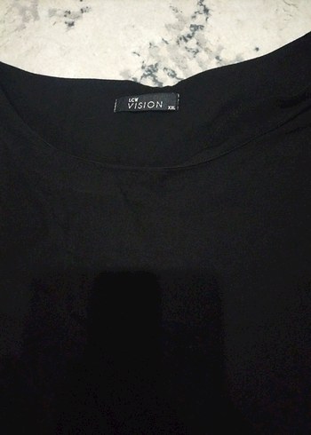 Siyah Kemerli Tişört - Görsel 3