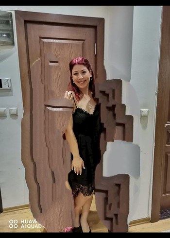 Siyah Dantel Detaylı Straplez Midi Elbise