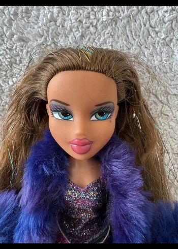  Beden Renk Bratz New years celebratztion Yasmin