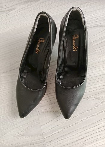 Bambi Siyah Stiletto Topuklu Kadın Ayakkabı