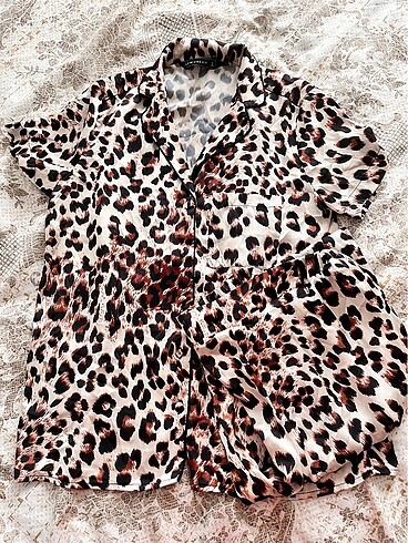 Saten gecelik leopar
