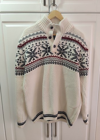 Nakışlı Yüksek Yakalı Unisex Kazak