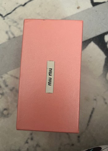 Miu Miu Kadın Gözlük Kutusu ve Kadife Kılıf - Görsel 2