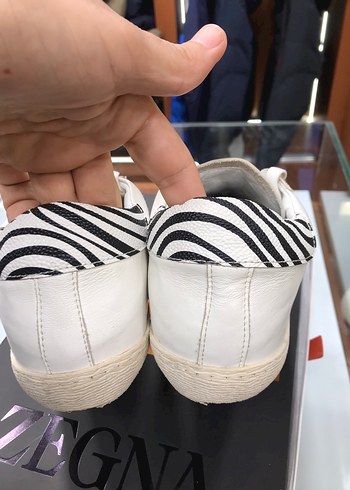 Renkli Zebra Desenli Parlak Kadın Spor Ayakkabı - Görsel 5