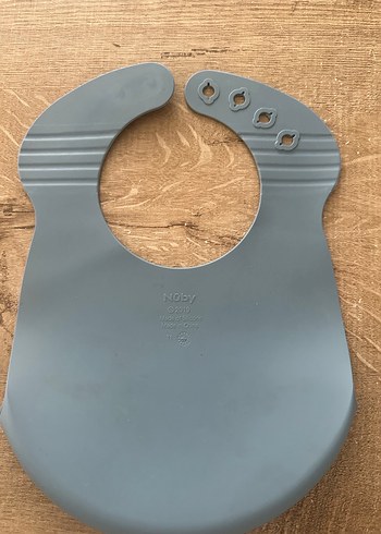 Nuby mavi renkte, orjinal küçük uzaylılar temalı mama önlüğü - Görsel 2