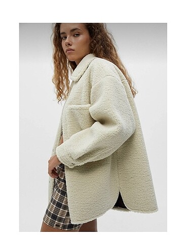 Pull and Bear Pull and bear Peluş mont