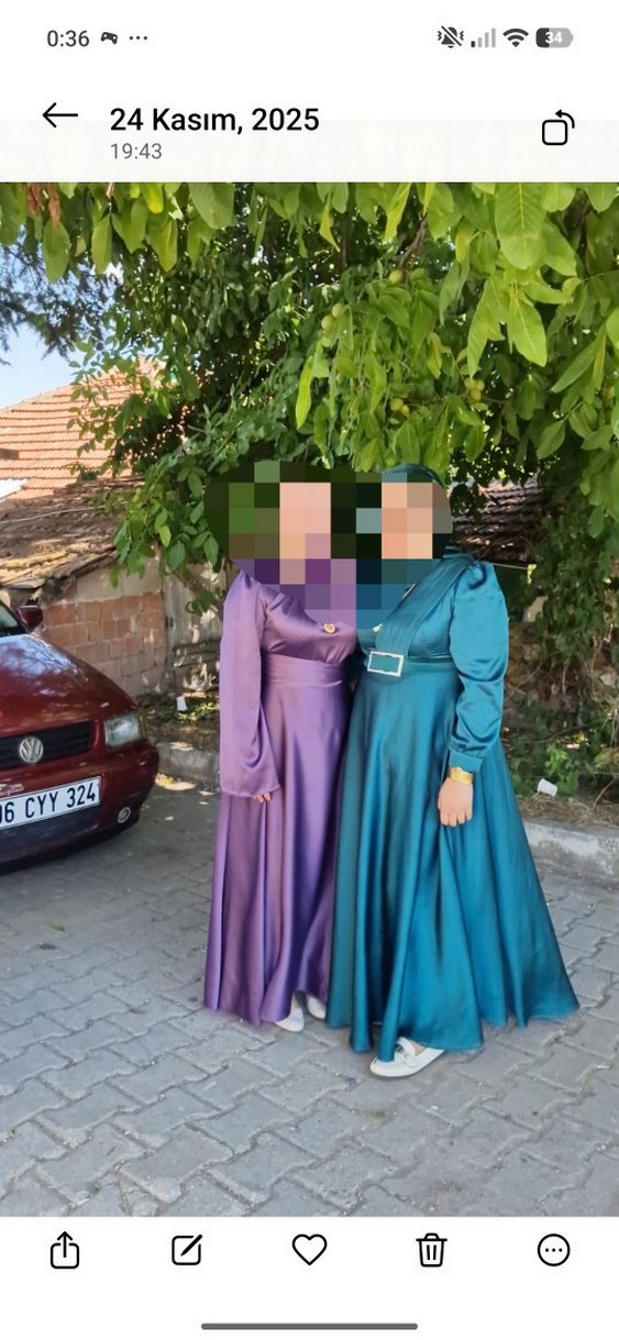 Uzun Kollu Drapeli Yeşil Abiye Elbise - Görsel 3