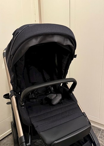 Siyah Bebek Arabası - Görsel 3